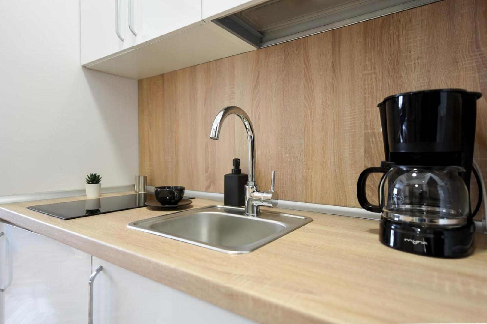 City Center Getaway - Cozy Accommodation For Your Perfect Stay Бухарест Номер фото