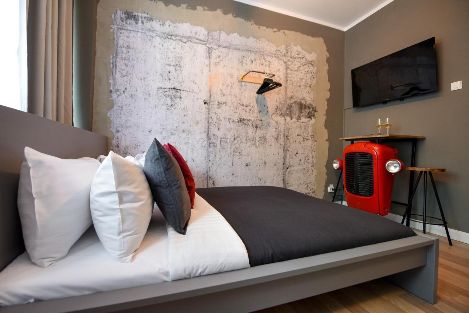 City Center Getaway - Cozy Accommodation For Your Perfect Stay Бухарест Номер фото