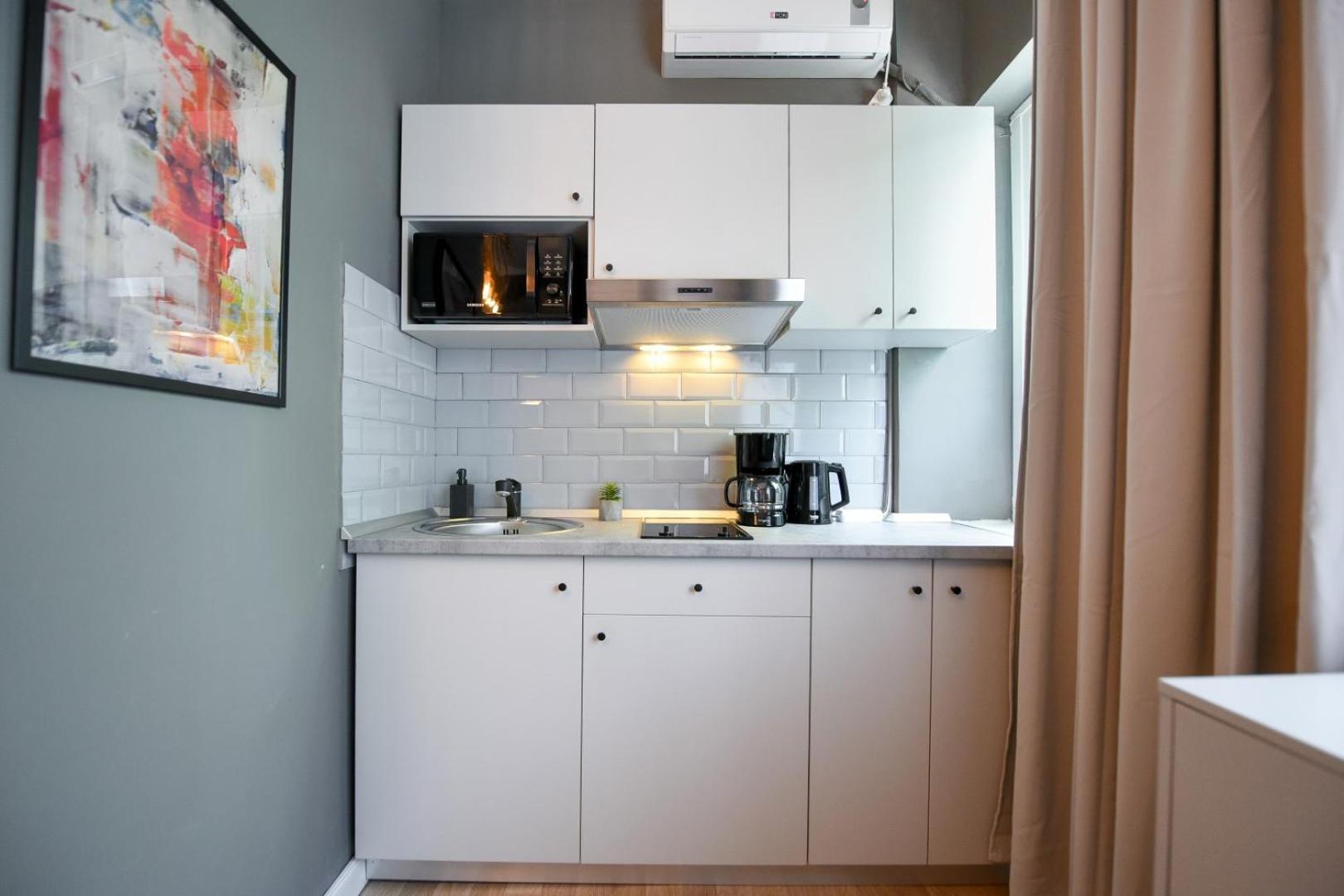 City Center Getaway - Cozy Accommodation For Your Perfect Stay Бухарест Номер фото