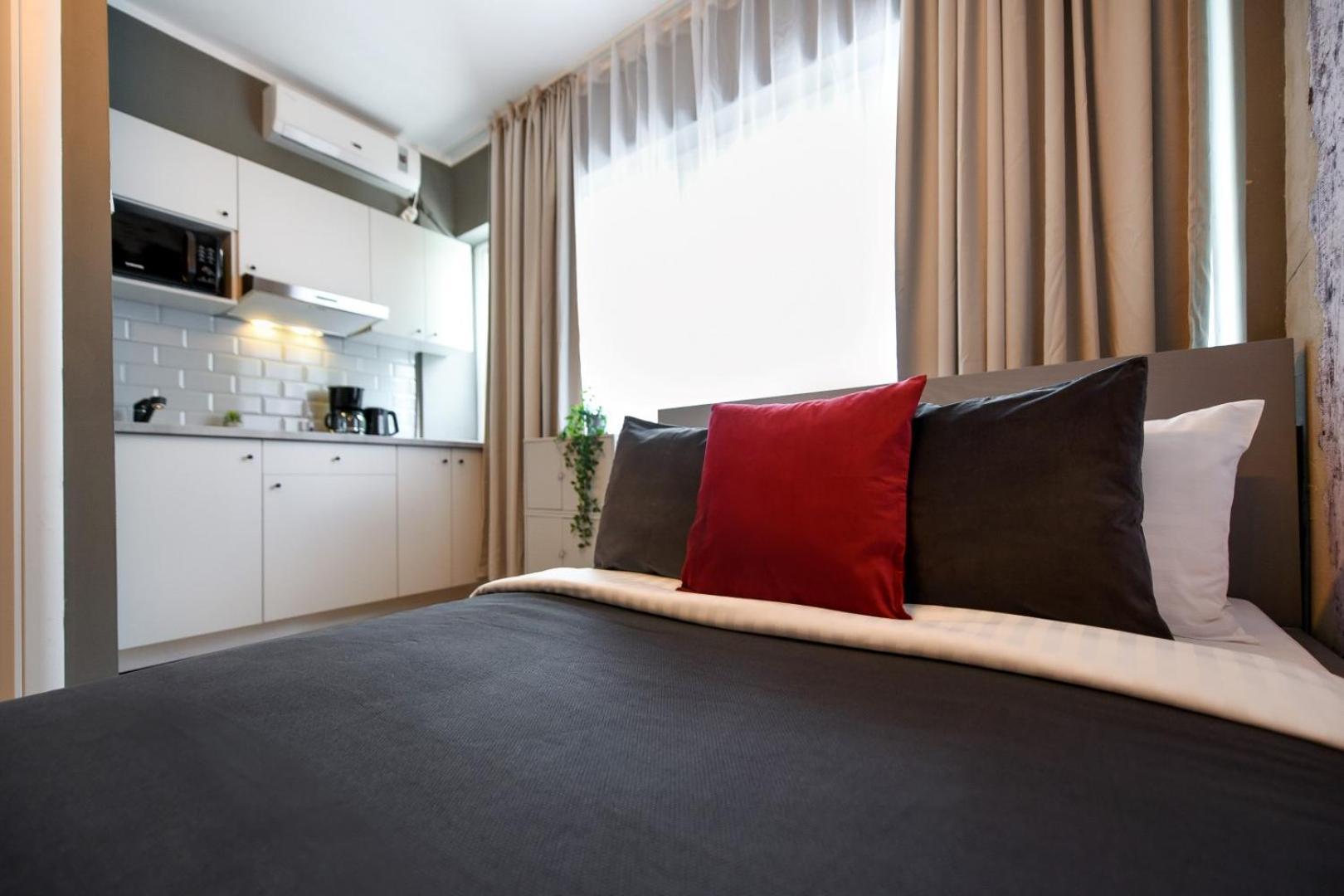 City Center Getaway - Cozy Accommodation For Your Perfect Stay Бухарест Номер фото